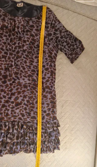 Vestido estampado leopardo con volantes