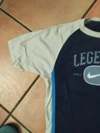 Camiseta Nike Manga Corta Legends