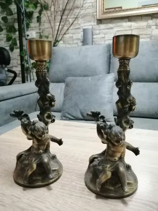 Pareja Candelabros Bronce Cupido
