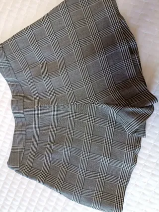 Falda pantalón cuadros Zara Talla M