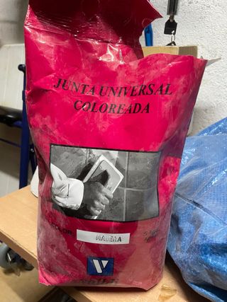 borada Junta universal