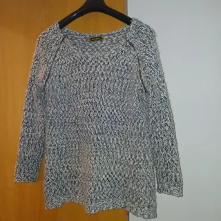 Jersey de punto gris y negro