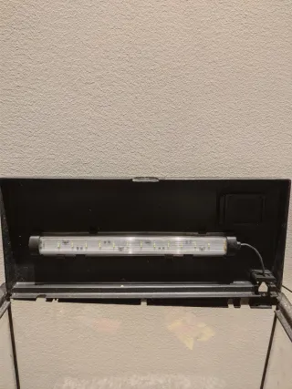 Kit acuario 10 litros.