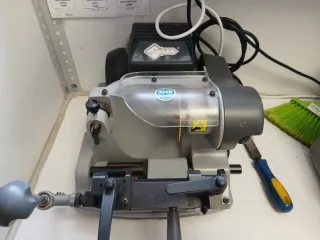 Máquinas de chaves e expositores