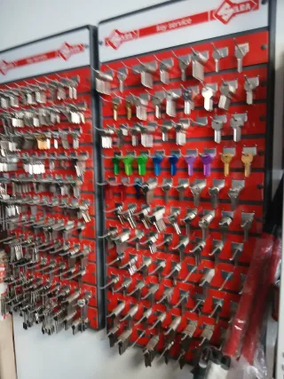 Máquinas de chaves e expositores