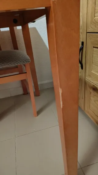 Mesa y Sillas comedor