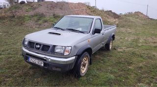 Nissan Navara 2003