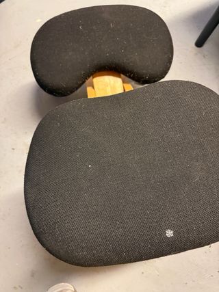 Silla ergonómica de rodillas