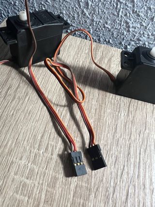 2 Servos Coche RC Negro