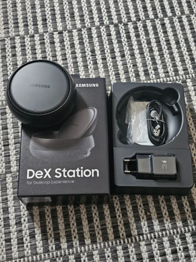 Samsung DeX Station Convierte Móvil en PC
