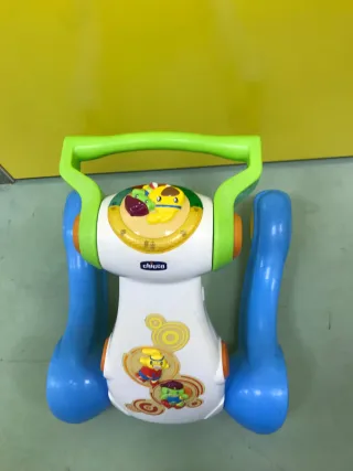 Andador correpasillos Chicco