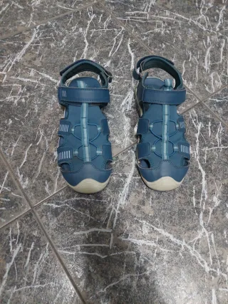 Chanclas azules talla 38