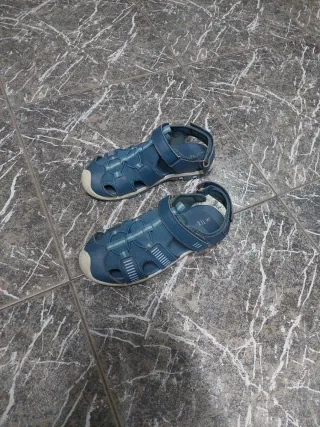 Chanclas azules talla 38