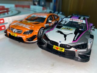 Pareja Coches Slot Carrera BMW y Mercedes