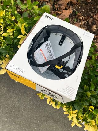 Casco Petzl Vertex HI-VIZ