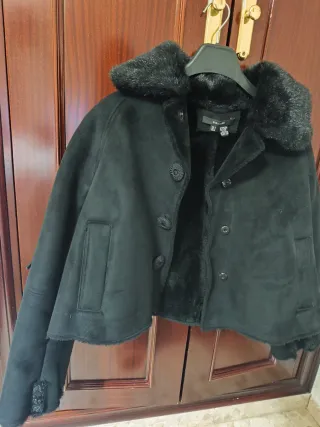 Abrigo Zara Basic ante con cuello pelo