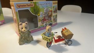 Sylvanian Families Bici y 2 Figuras