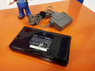 Nintendo DS Negra + juegos