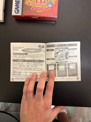 Zelda Oracle of Seasons - Game Boy Color