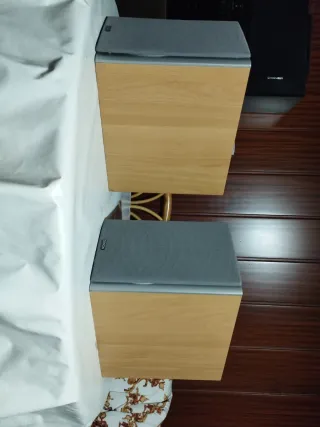 Altavoces Denon Plata y Madera