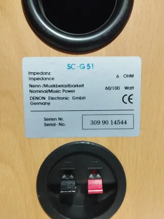 Altavoces Denon Plata y Madera