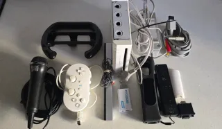 Wii con Juegos y Accesorios