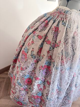 Falda Fallera 100cm con Manteleta