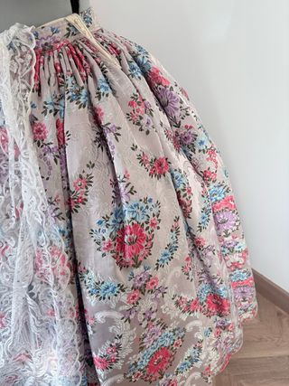 Falda Fallera 100cm con Manteleta