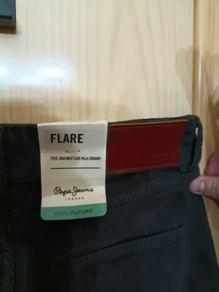 Pantalón de pana negro mujer