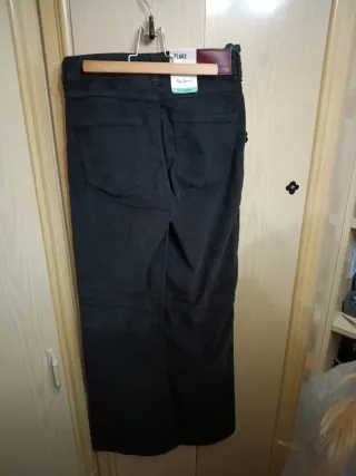 Pantalón de pana negro mujer