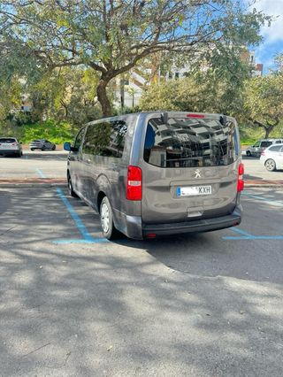 Peugeot Traveller 2019