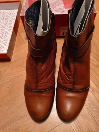 Botines Fluchos Piel Marrón Talla 40