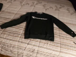 Felpa   "Champion"  modello a maniche lunghe tg. S