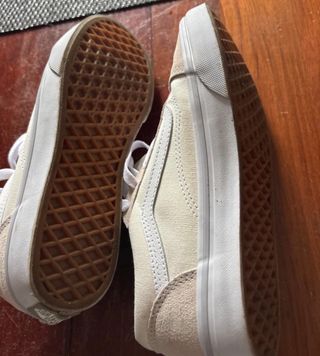 Vans Beige y Blancas