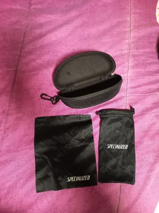 Funda gafas Specialized + paño
