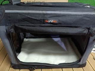 Feandrea Transportín para Perros, Plegable, 60 x 42 x 42 cm, para Perros Pequeños, Tela Oxford, Puertas de Malla, Asas y Bolsillo de Almacenamiento, Negro Tinta PDC016B01