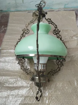 Lámpara colgante cristal verde y metal dorado