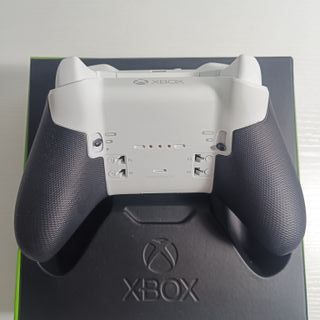 Mando Xbox Elite Series 2 Core