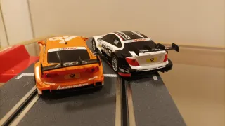 Envío Mercedes y Audi Scalextric advance ready