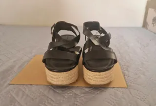 Cuñas altas mujer negras