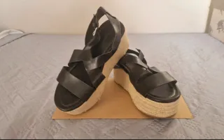 Cuñas altas mujer negras