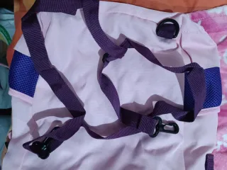 Mochila rosa y morada