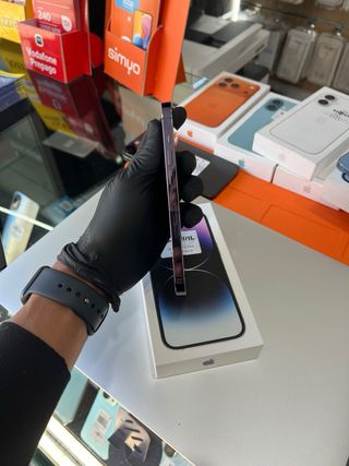 iPhone 14 Pro Morado