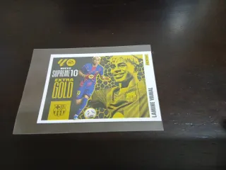 Lamine Yamal Supreme 10 Extra Gold Panini