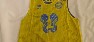 Camiseta reversible deportiva. Talla L