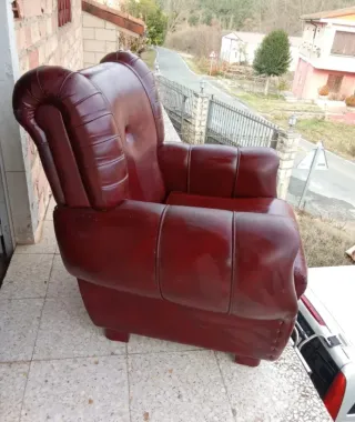 Sofá vintage piel rojo
