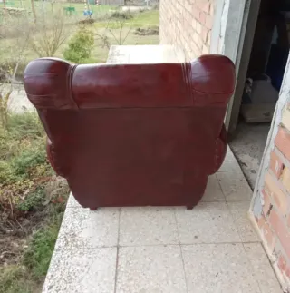 Sofá vintage piel rojo