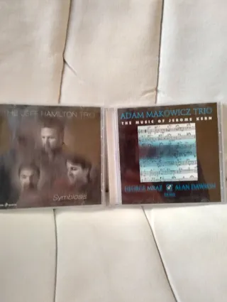 Lote 2 cd's Jeff Hamilton Trio, Adam Macowicz Trio