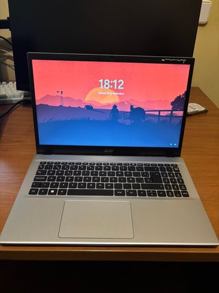 Portatile Acer Aspire Go 15 AG15-42P-R26T Ryzen 7 32 GB RAM