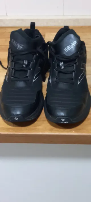 Zapatillas Kelme Valencia Negras